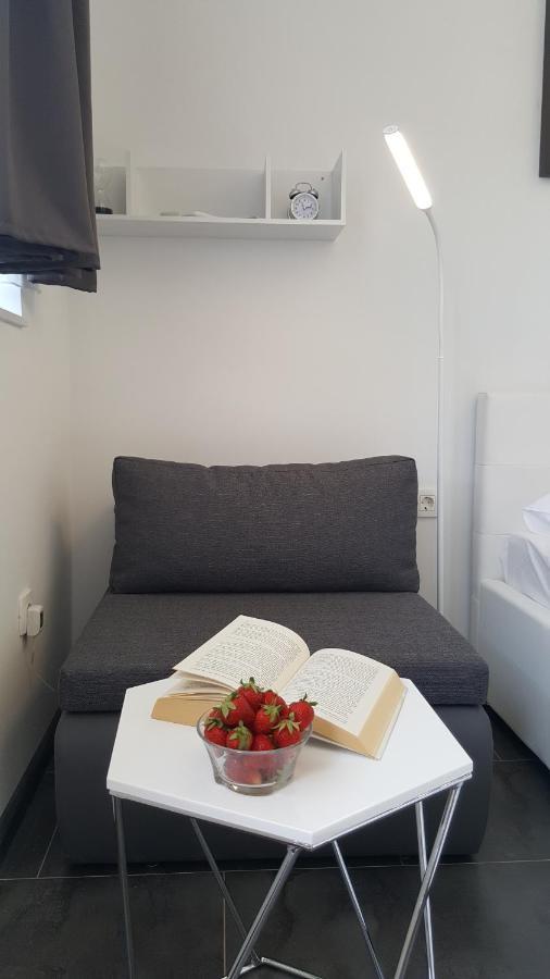 Grey House Apartment มาคาร์สกา ภายนอก รูปภาพ