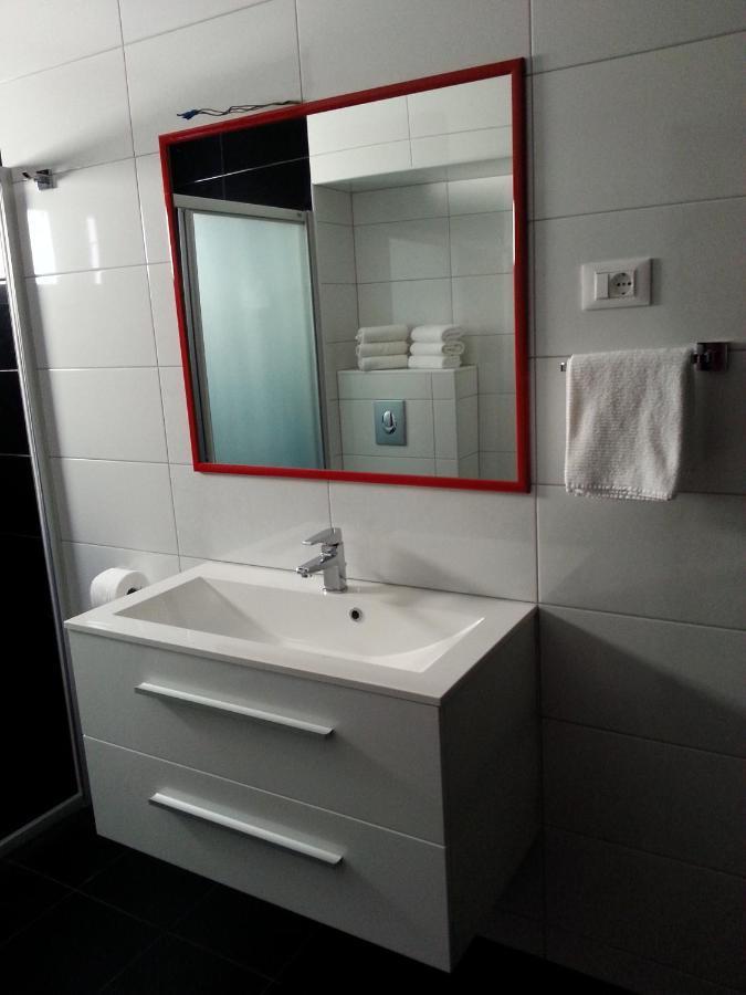Grey House Apartment มาคาร์สกา ภายนอก รูปภาพ