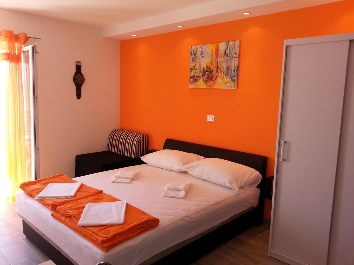 Grey House Apartment มาคาร์สกา ภายนอก รูปภาพ