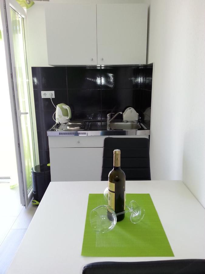 Grey House Apartment มาคาร์สกา ภายนอก รูปภาพ