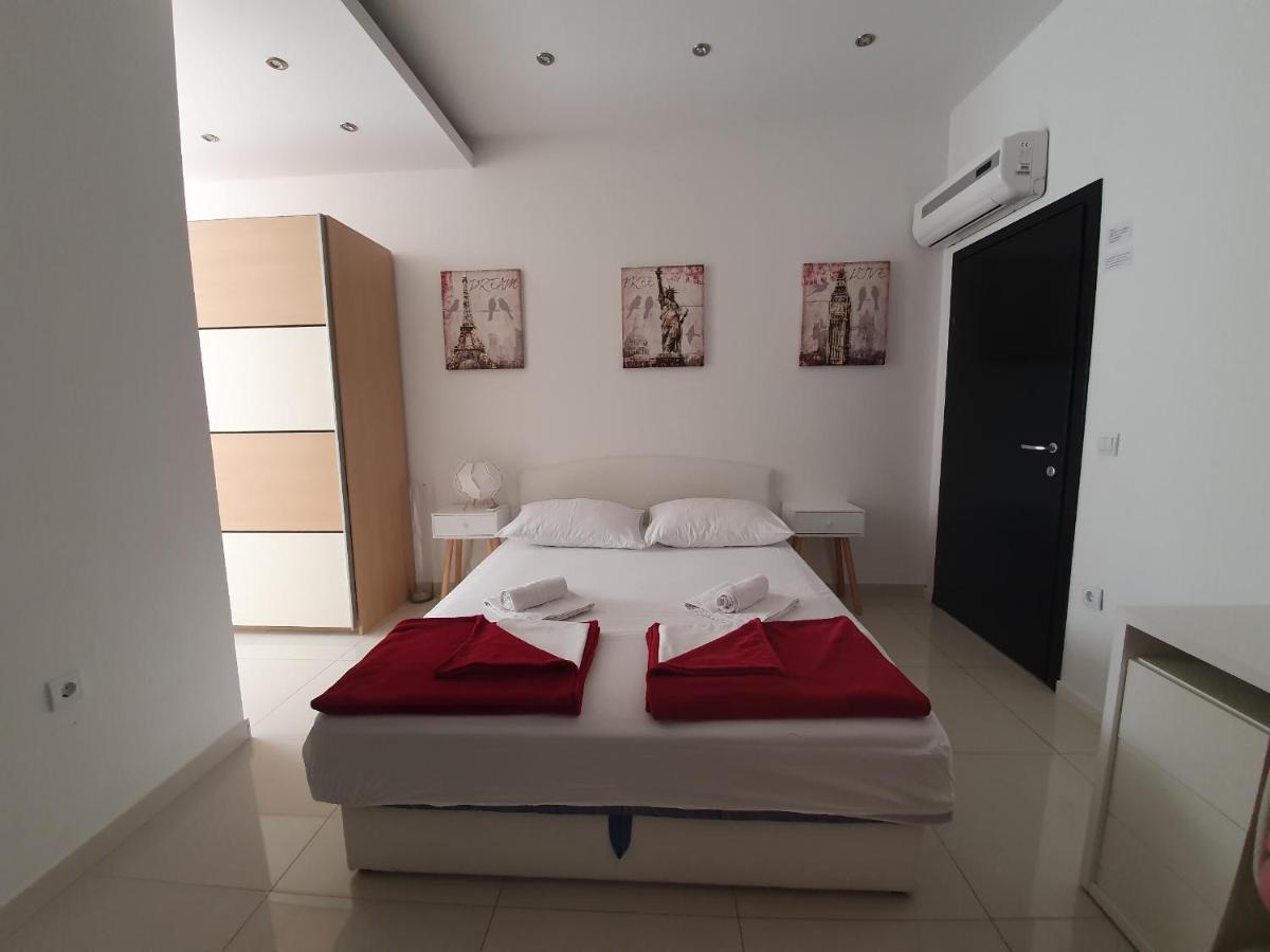 Grey House Apartment มาคาร์สกา ภายนอก รูปภาพ