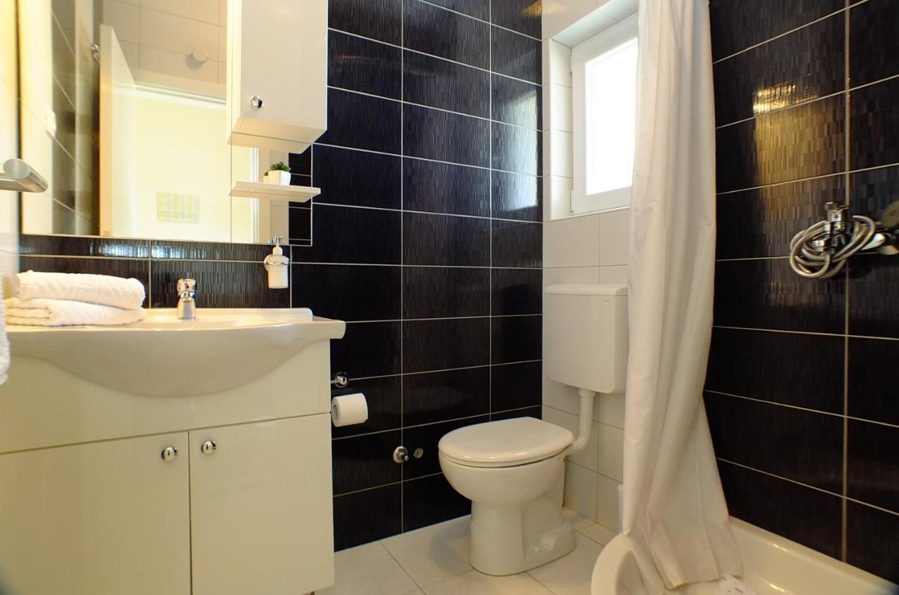 Grey House Apartment มาคาร์สกา ภายนอก รูปภาพ