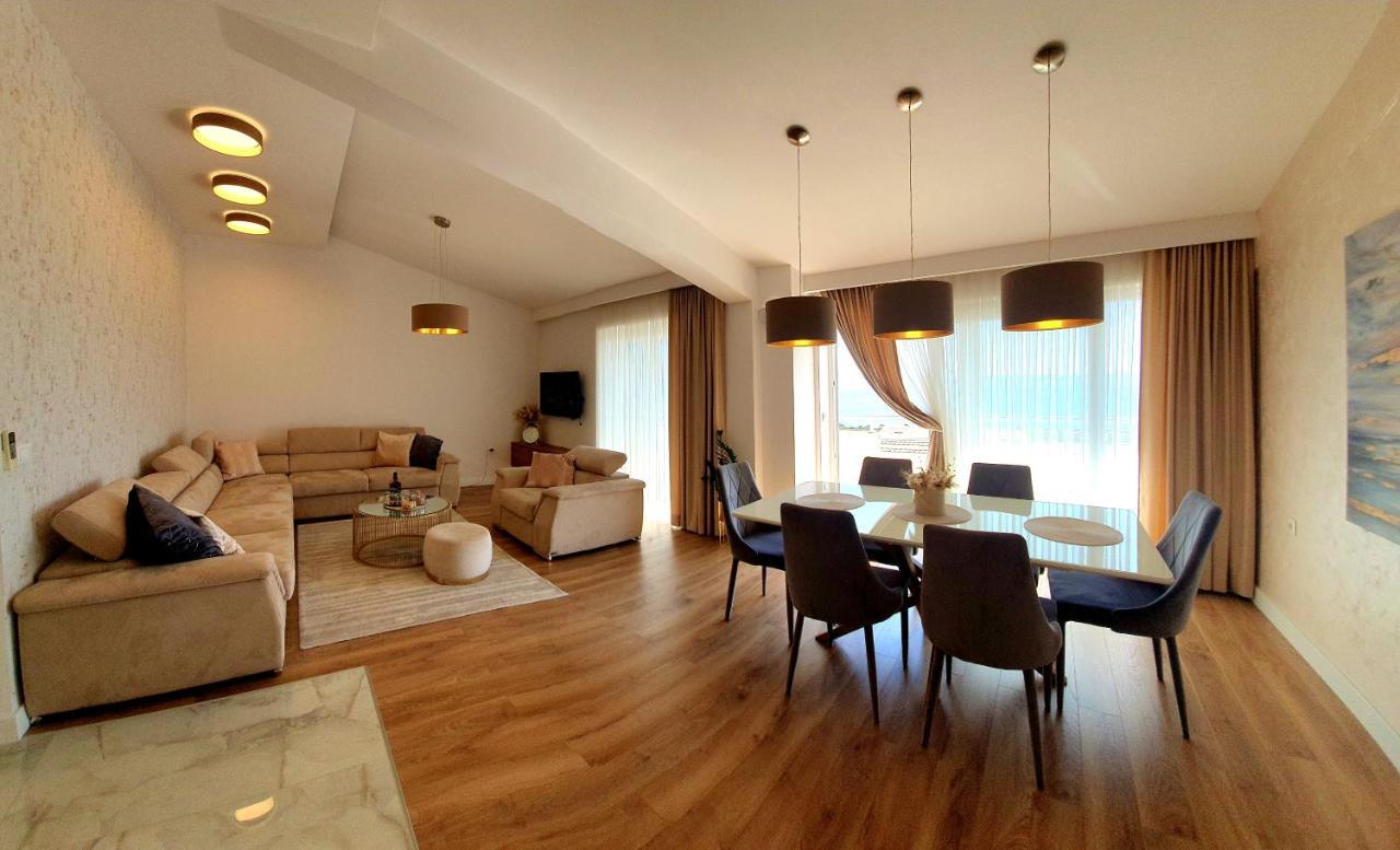 Grey House Apartment มาคาร์สกา ภายนอก รูปภาพ
