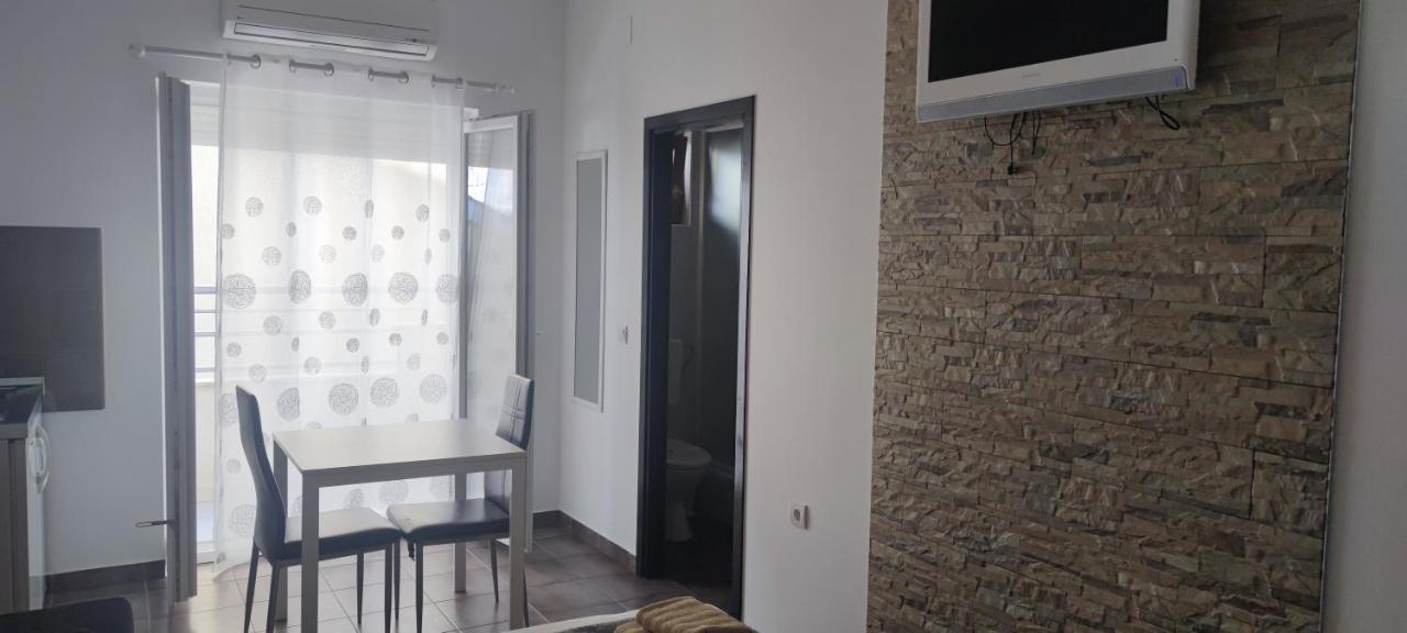 Grey House Apartment มาคาร์สกา ภายนอก รูปภาพ